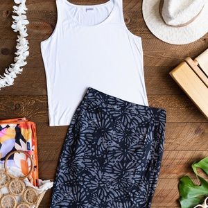 RipSkirt Hawaii Length 1 Quick Wrap in Shibori Charcoal Floral, Size XL